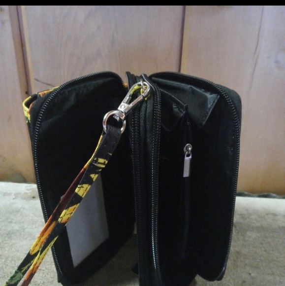 NWT Sunflower Crossbody Organizer - Picture 6 of 6